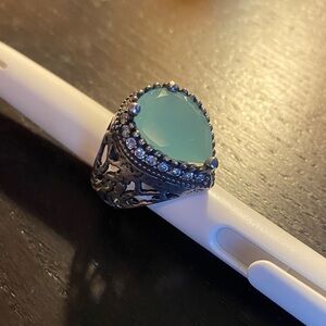 Bora Ring Size 8 Chalcedony